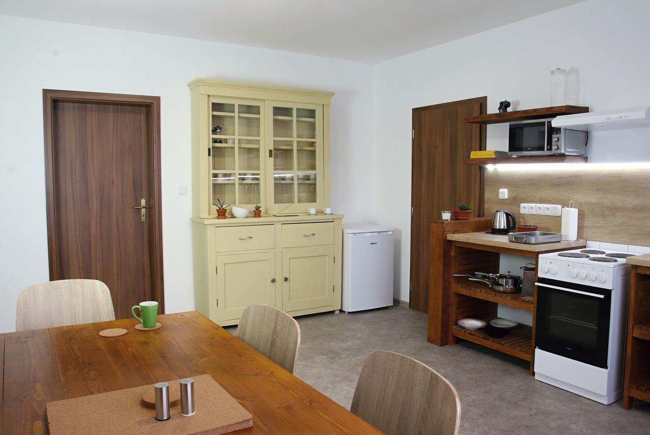 Apartmany Za Sakurou Годонин Экстерьер фото