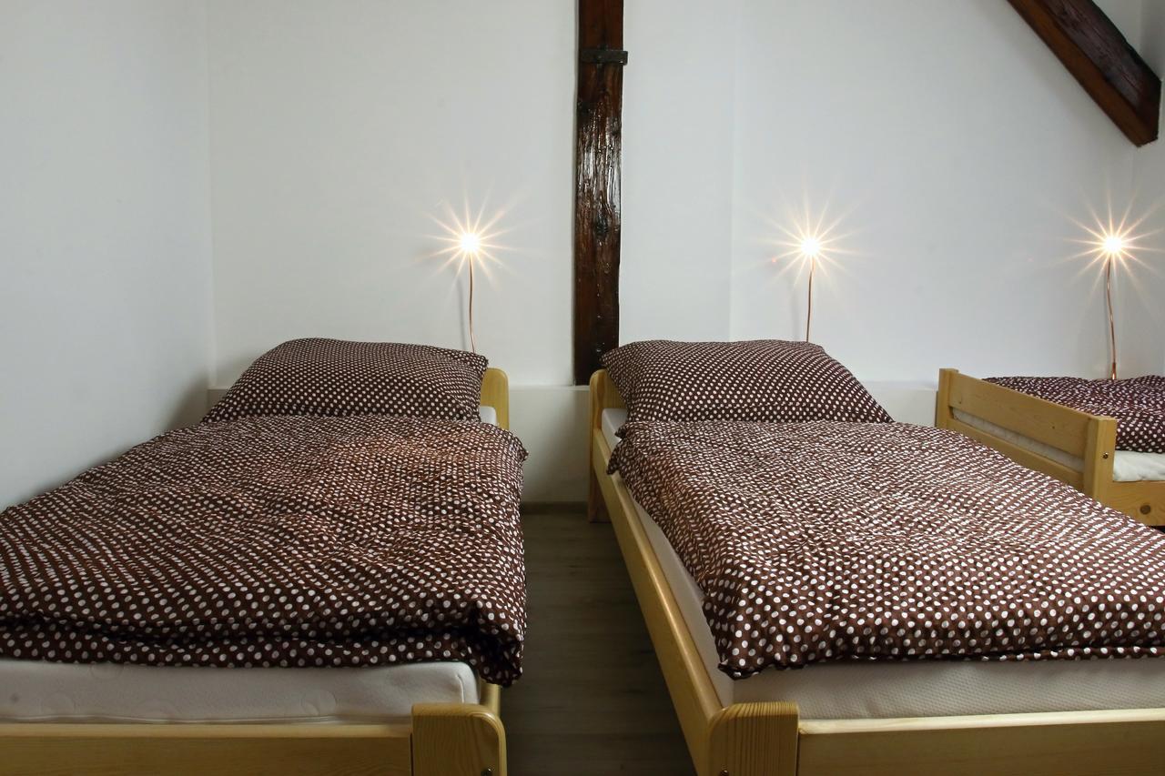 Apartmany Za Sakurou Годонин Экстерьер фото